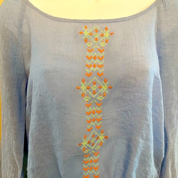 Blu Pepper Light Weight Long Sleeve Baby Blue Embroidered Shirt Blouse Large - Picture 2 of 6